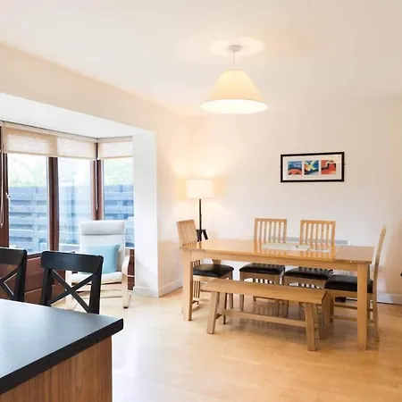 Charming 3 Bedroom בית נופש